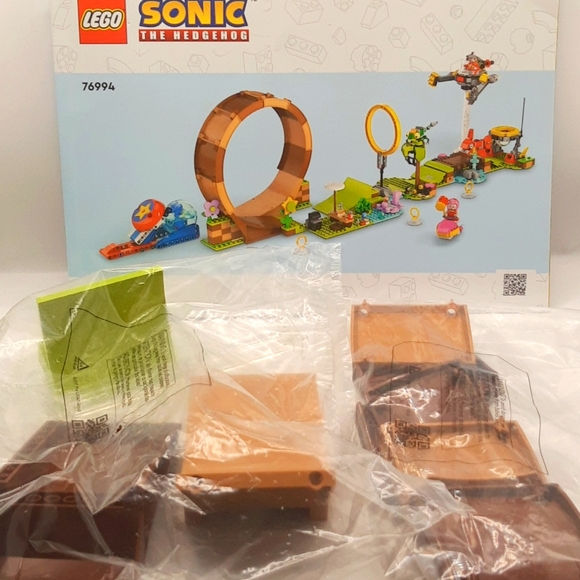 LEGO Sonic the Hedgehog Green Hill Zone Loop Challenge COMPLETE WITH BOX DAMAGE - Picture 7 of 16